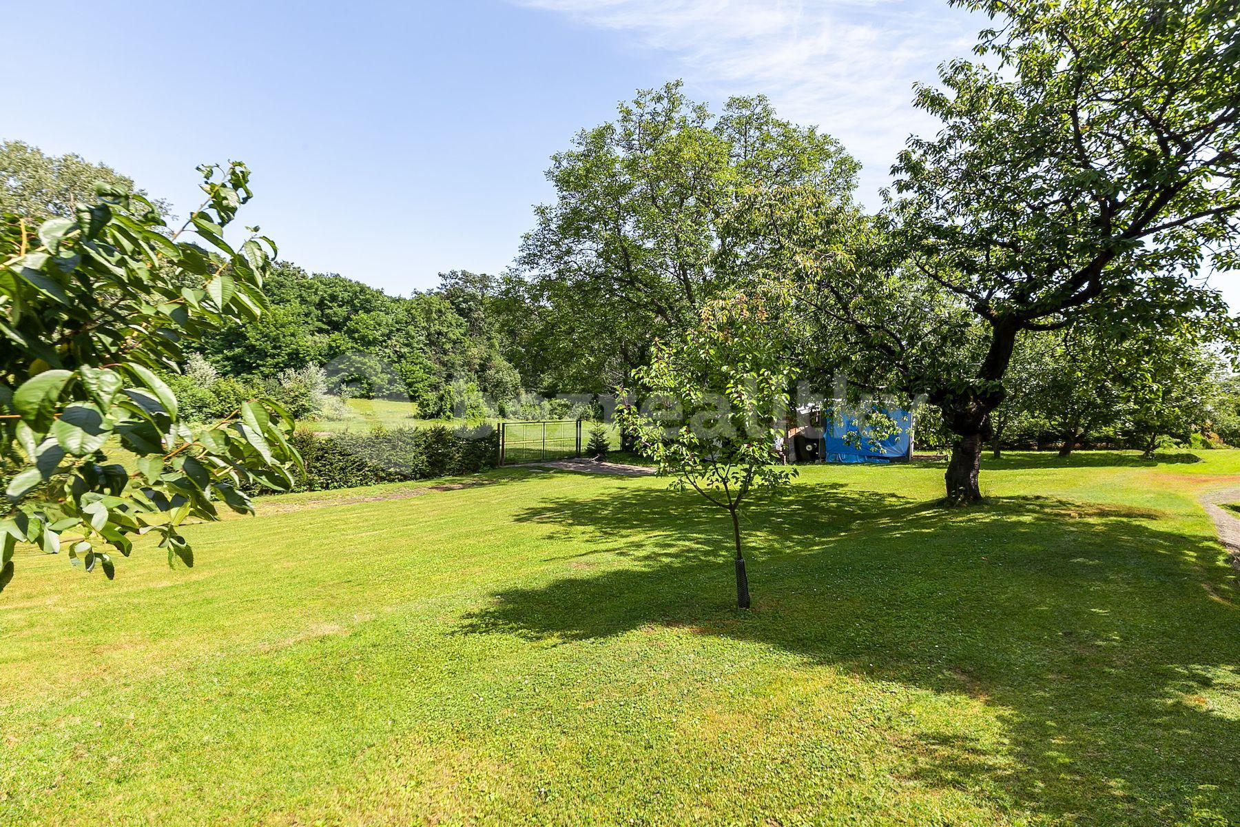 plot for sale, 886 m², K Dálnici, Panenské Břežany, Středočeský Region