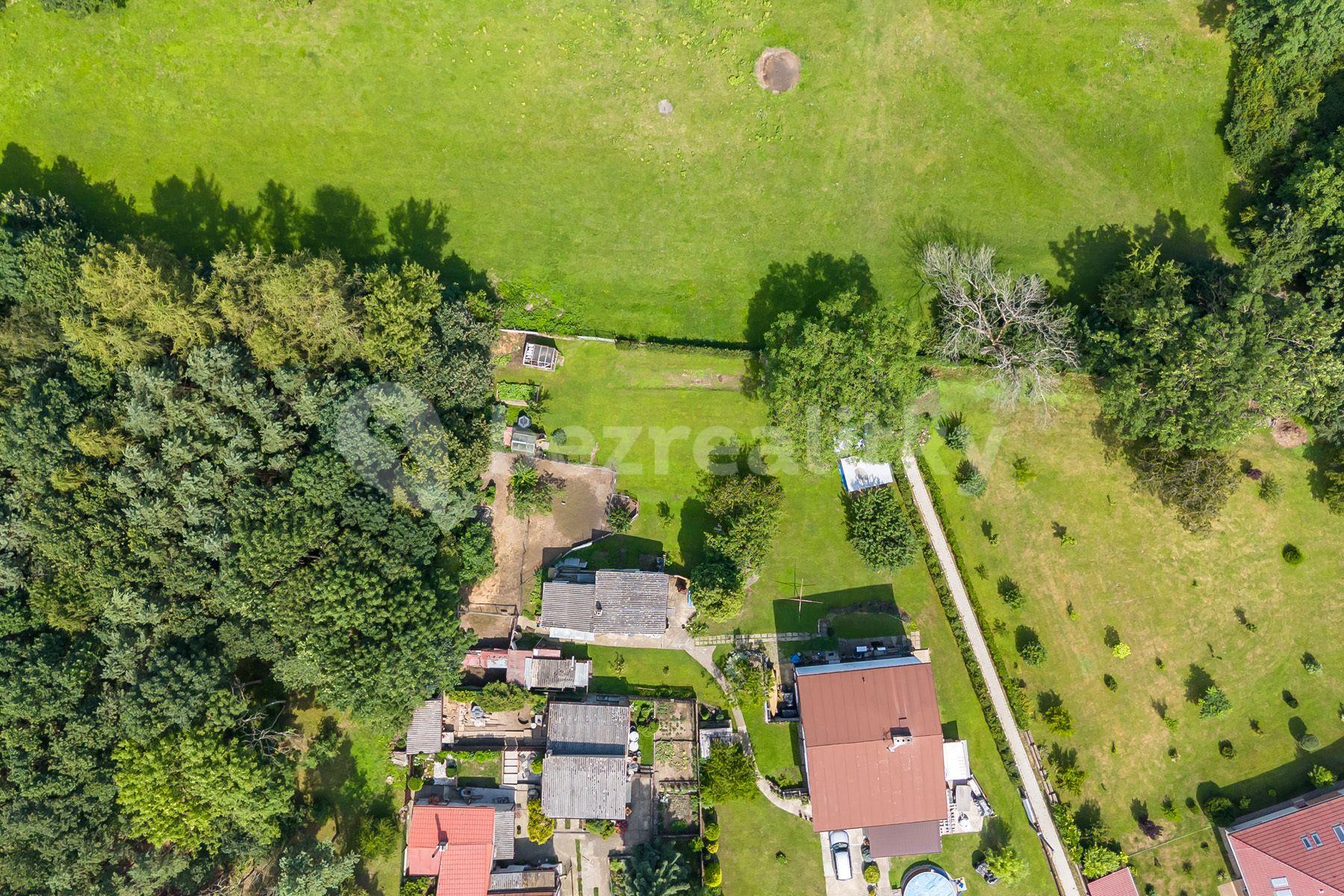 plot for sale, 886 m², K Dálnici, Panenské Břežany, Středočeský Region