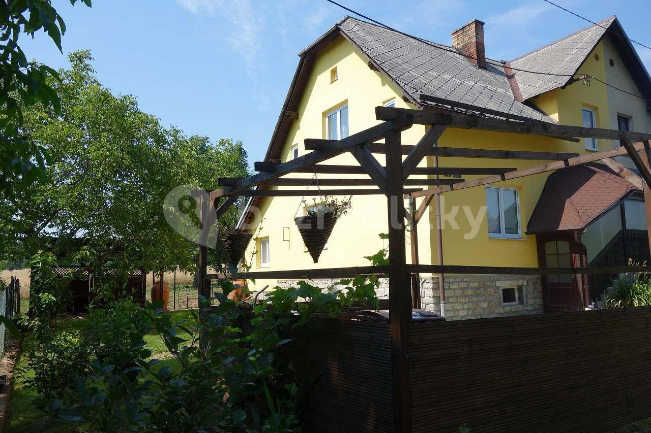 recreational property to rent, 0 m², Hradec-Nová Ves, Olomoucký Region