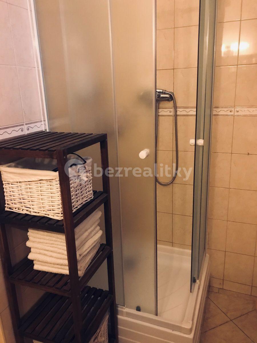 2 bedroom flat for sale, 56 m², Kubelíkova, Prague, Prague