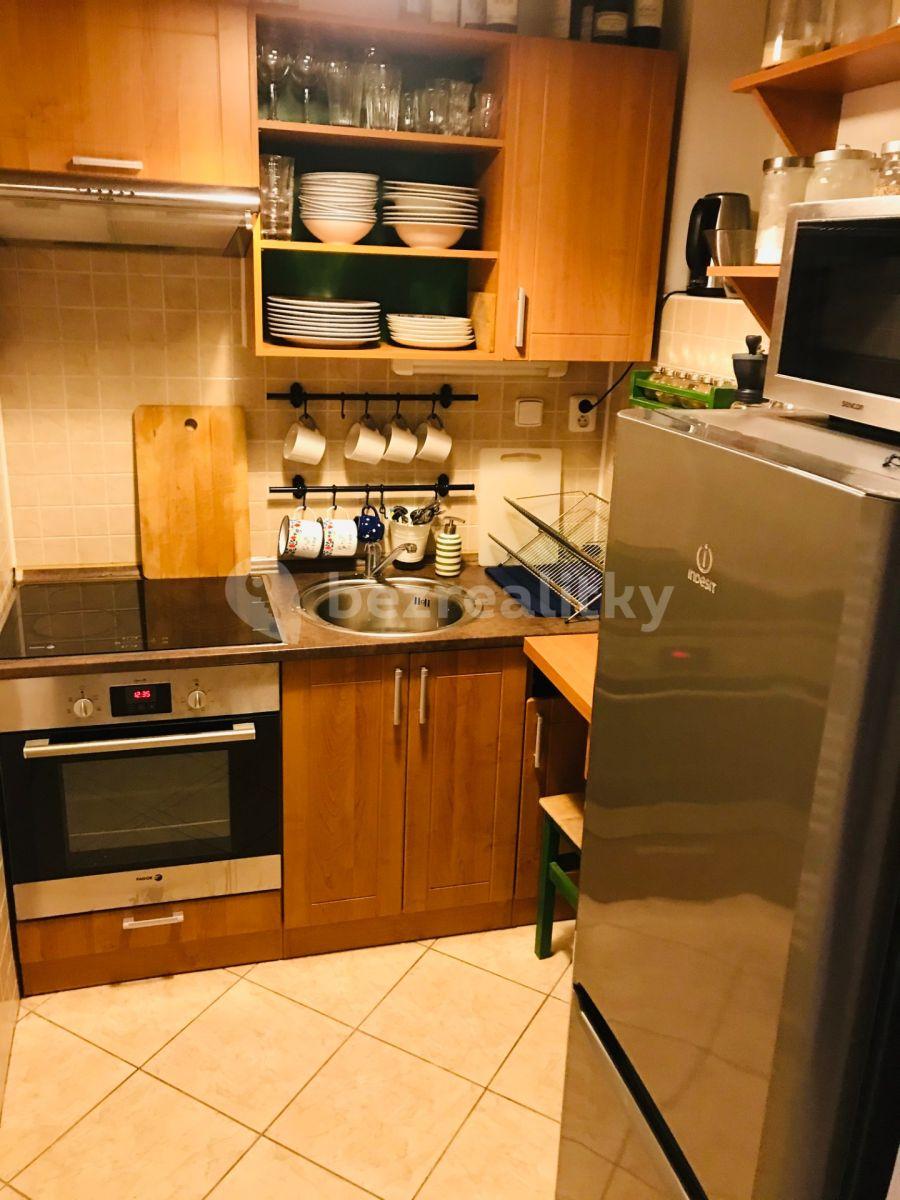 2 bedroom flat for sale, 56 m², Kubelíkova, Prague, Prague