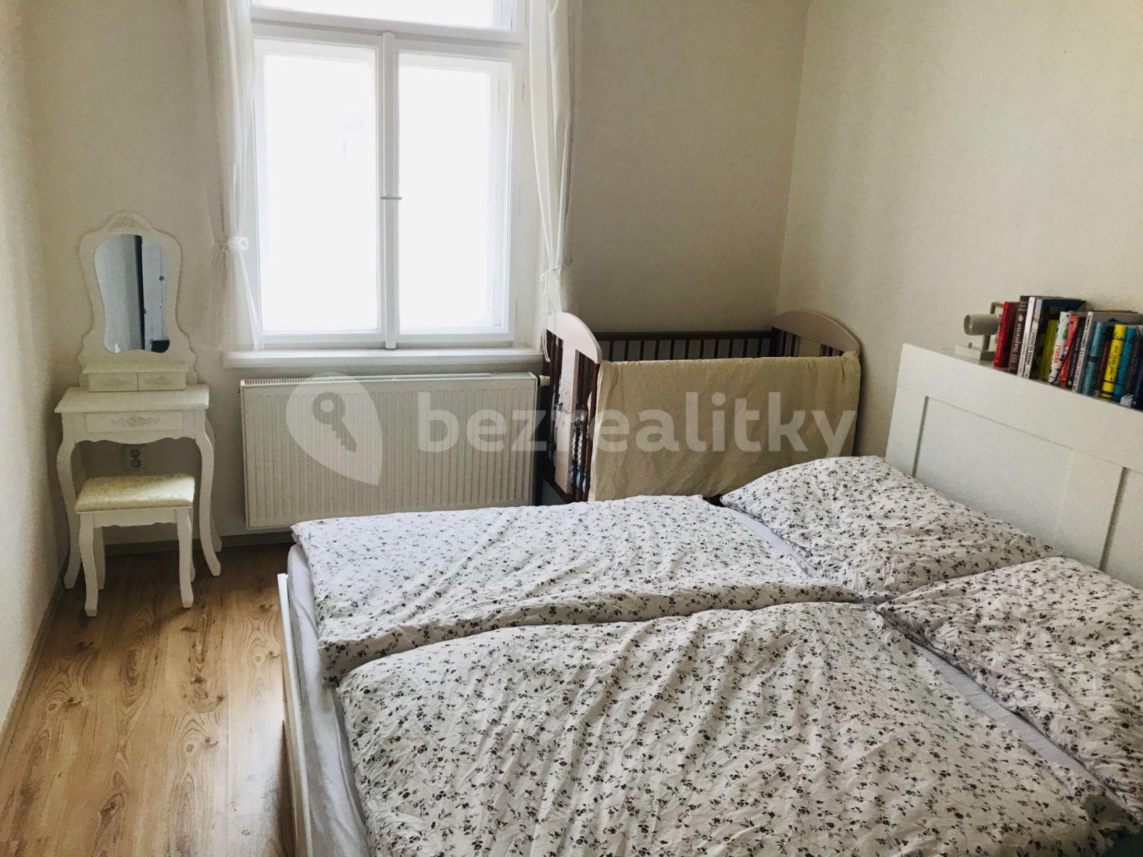 2 bedroom flat for sale, 56 m², Kubelíkova, Prague, Prague