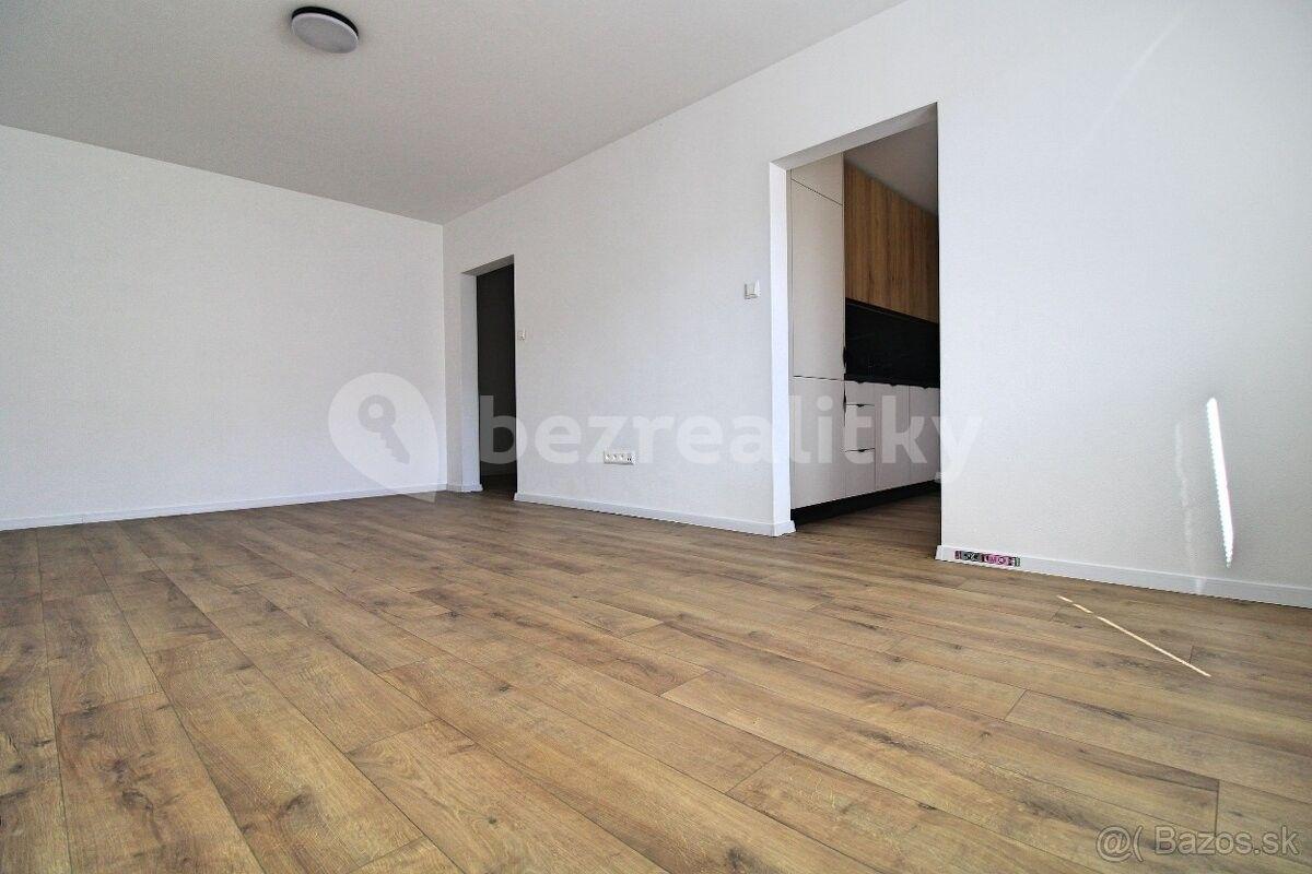 2 bedroom flat for sale, 67 m², Hlboká, Nitra, Nitriansky Region