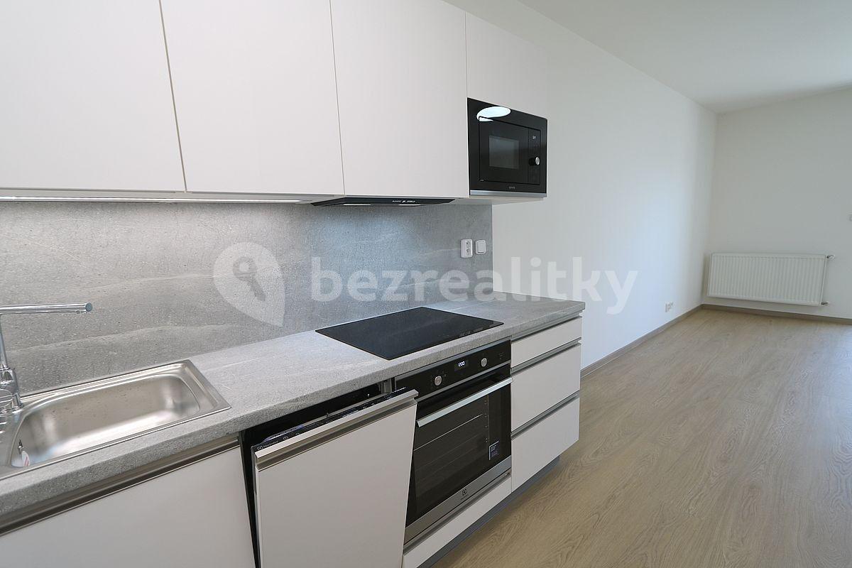 Studio flat for sale, 46 m², Andersenova, Prague, Prague