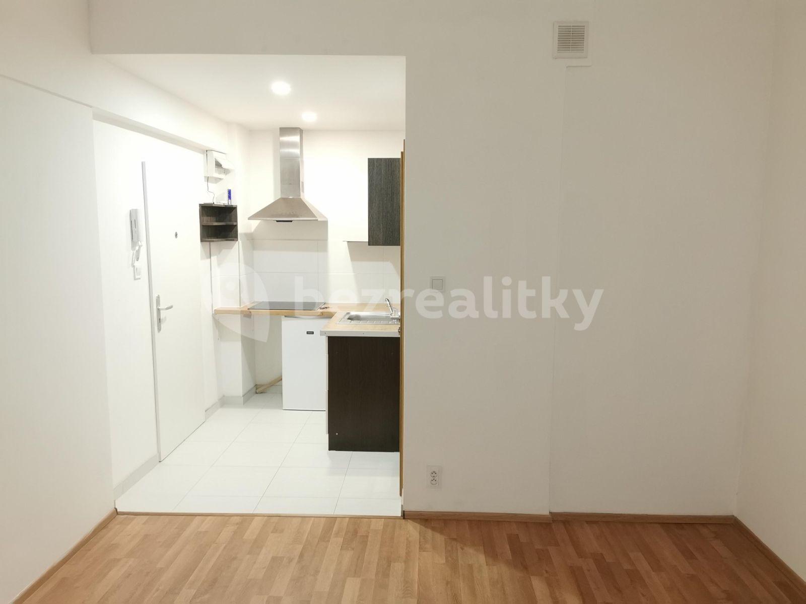 Studio flat for sale, 20 m², Jakutská, Prague, Prague