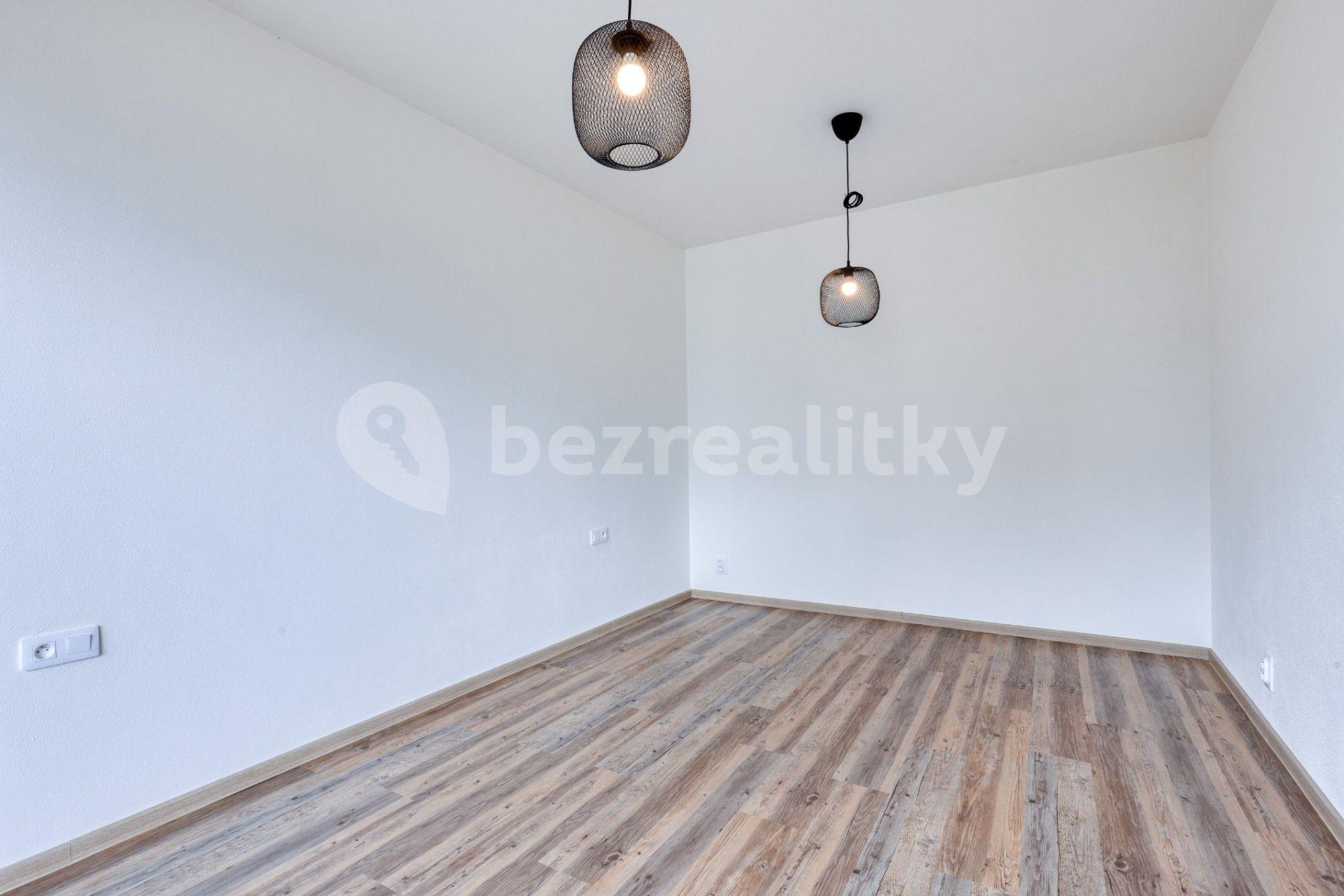 1 bedroom with open-plan kitchen flat to rent, 48 m², Řičákova, Přeštice, Plzeňský Region