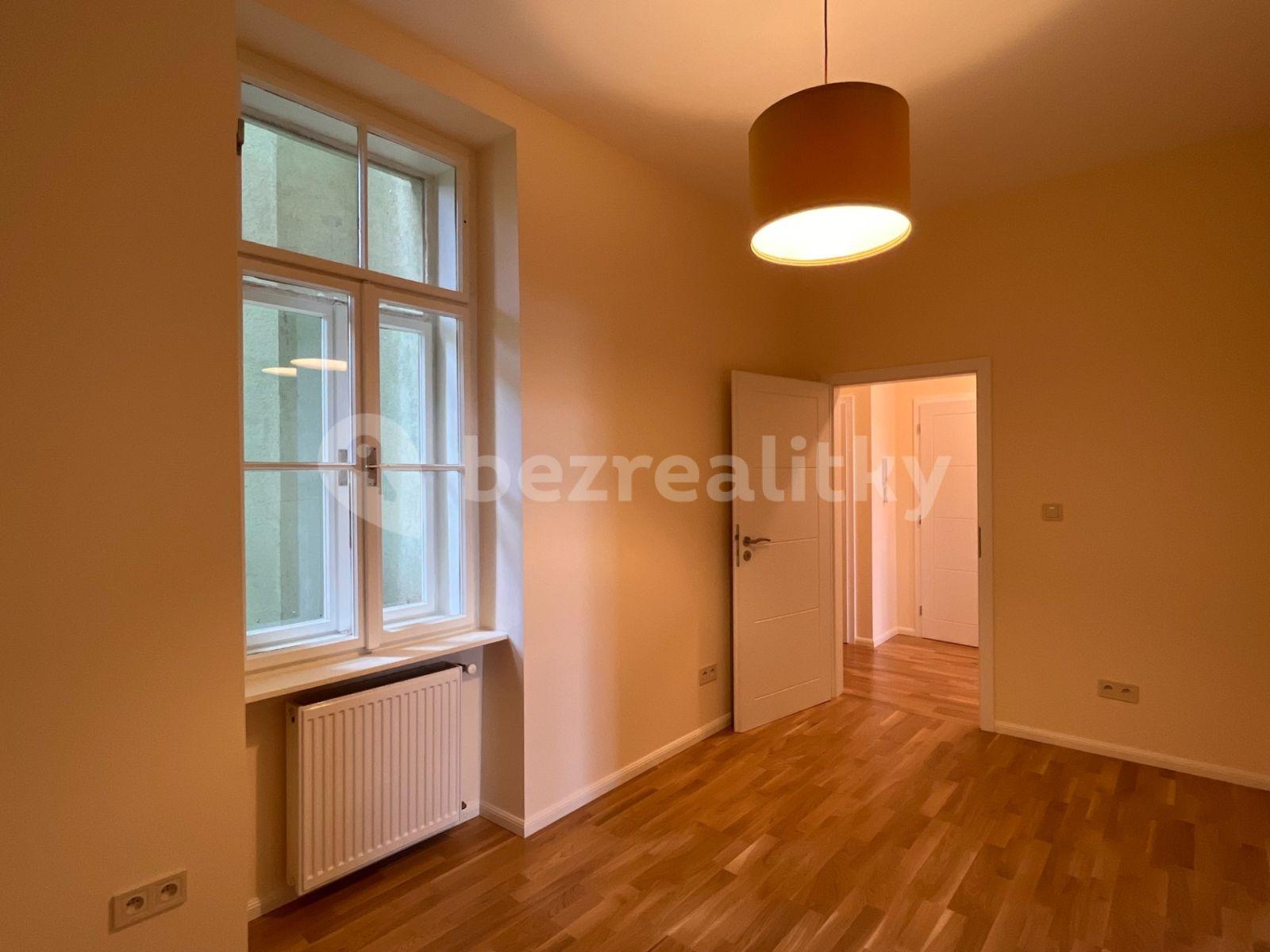 2 bedroom with open-plan kitchen flat for sale, 63 m², Křížkovského, Brno, Jihomoravský Region