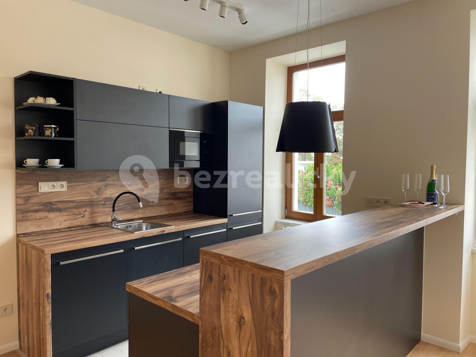 2 bedroom with open-plan kitchen flat for sale, 63 m², Křížkovského, Brno, Jihomoravský Region