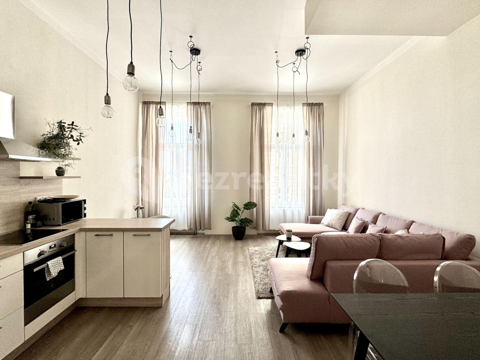 4 bedroom flat to rent, 133 m², Španělská, Prague, Prague