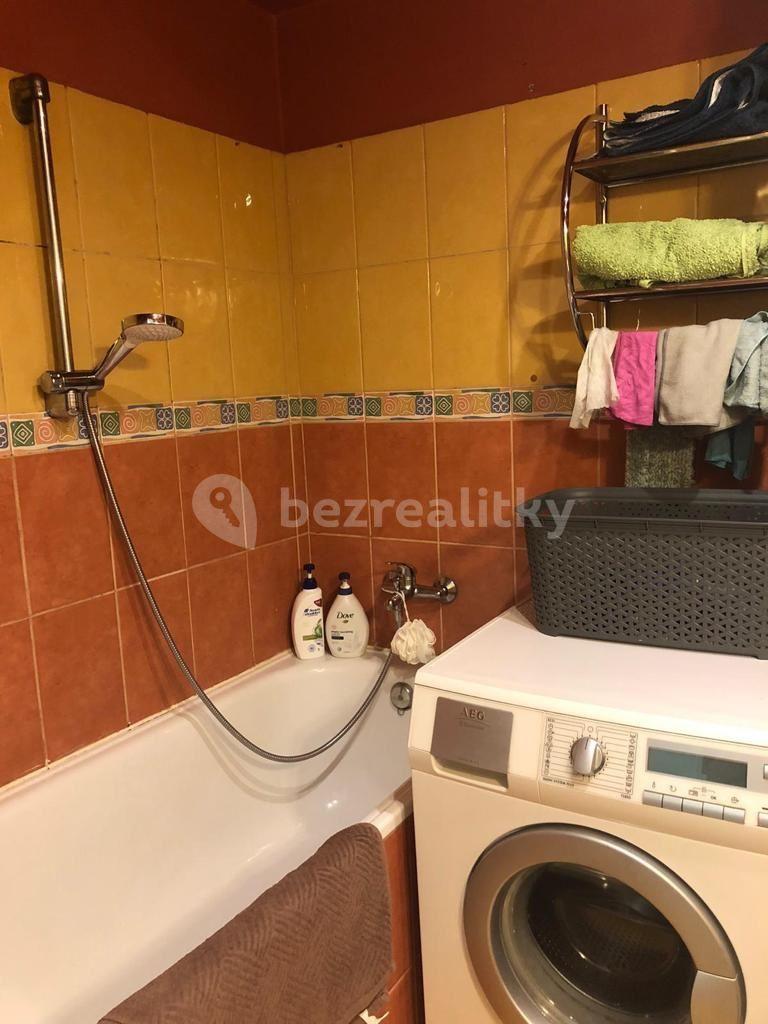 1 bedroom with open-plan kitchen flat for sale, 39 m², Jetelová, Prague, Prague