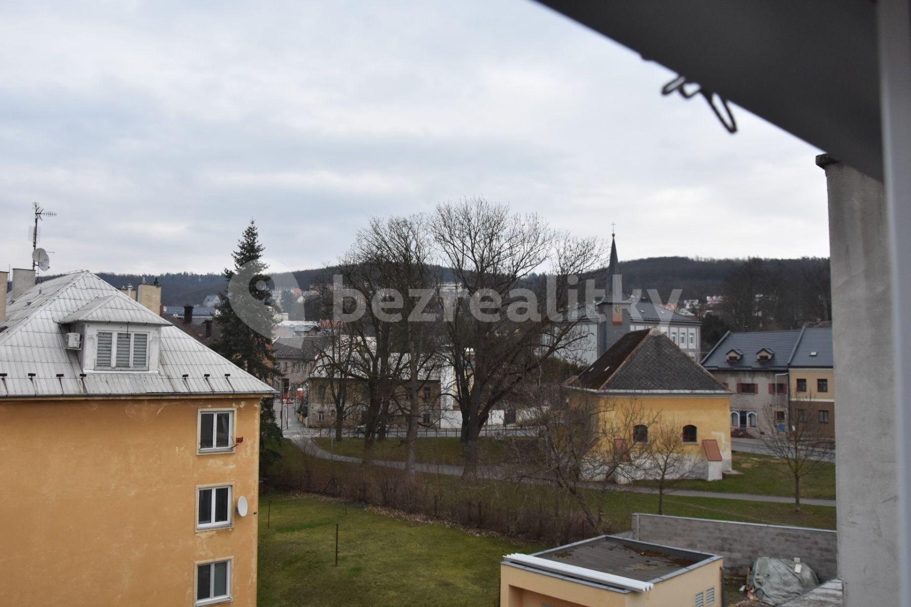 3 bedroom with open-plan kitchen flat to rent, 153 m², náměstí Svobody, Šternberk, Olomoucký Region