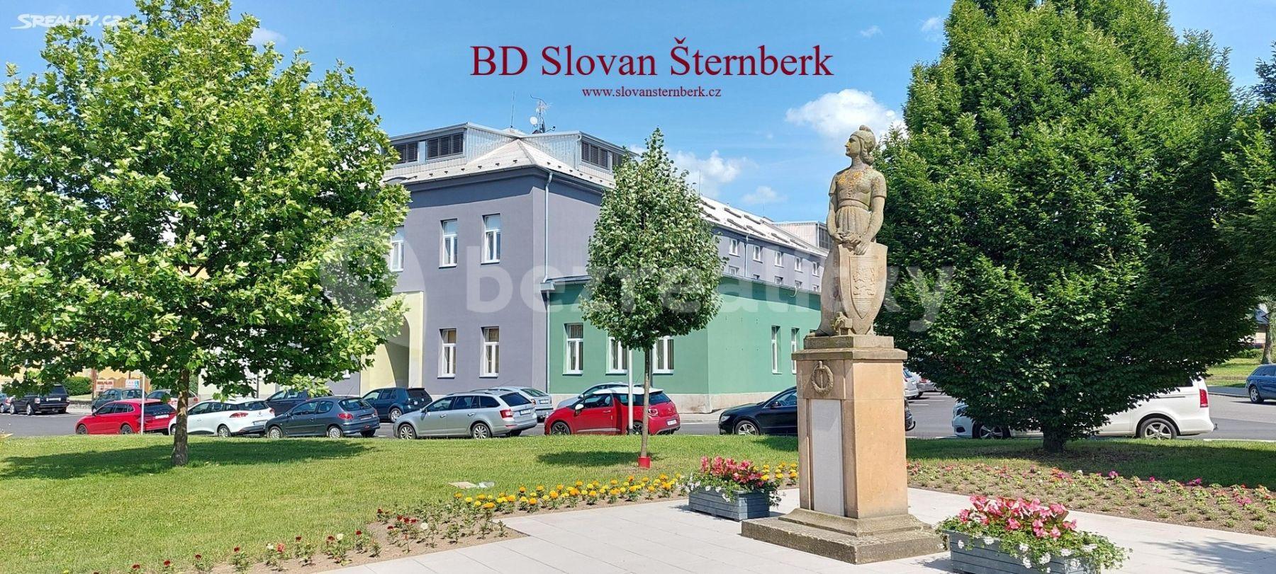 3 bedroom with open-plan kitchen flat to rent, 153 m², náměstí Svobody, Šternberk, Olomoucký Region