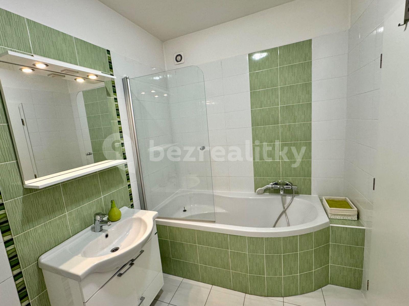 2 bedroom with open-plan kitchen flat for sale, 106 m², Nad Statkem, Prague, Prague