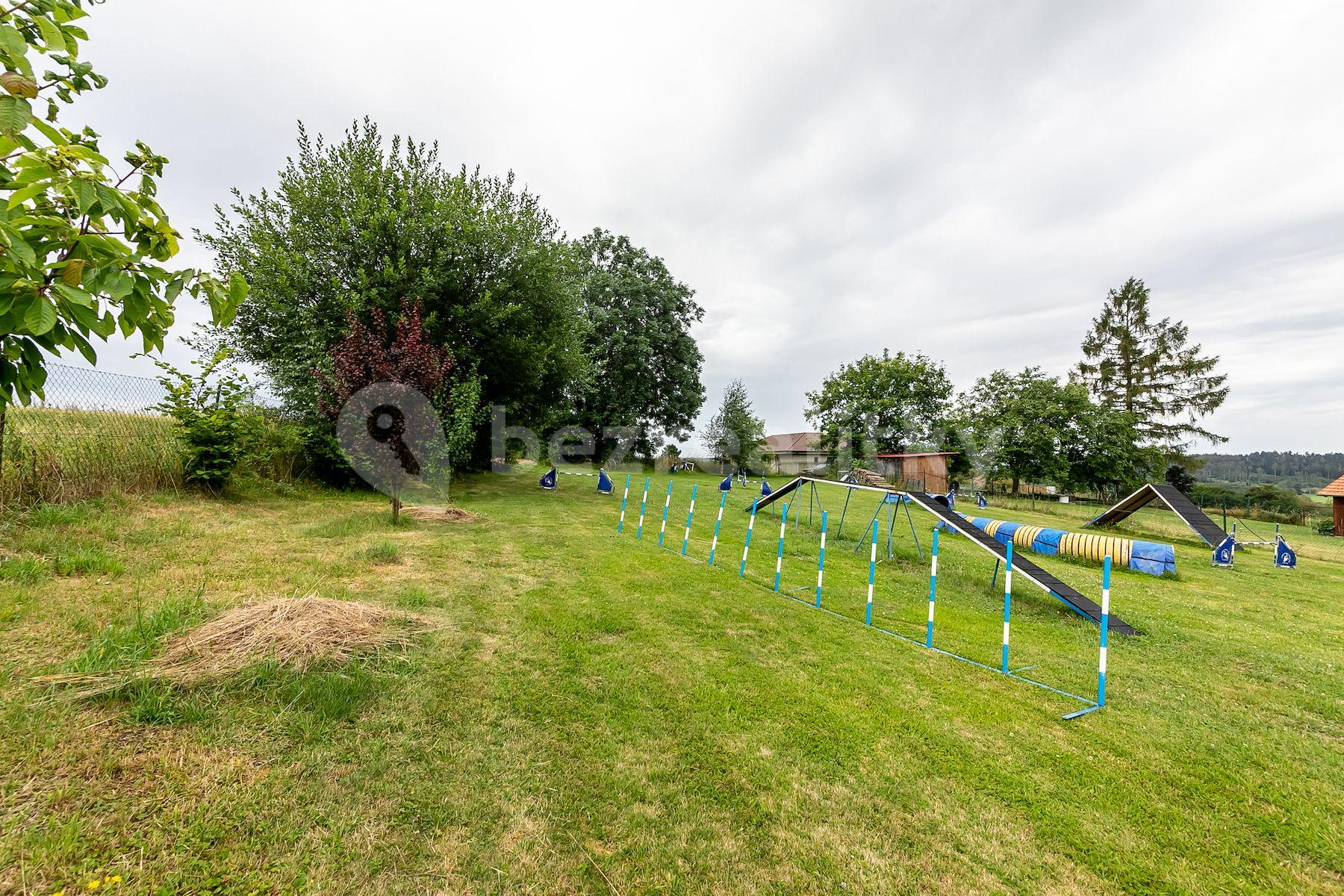 plot for sale, 1,800 m², Podveky, Podveky, Středočeský Region