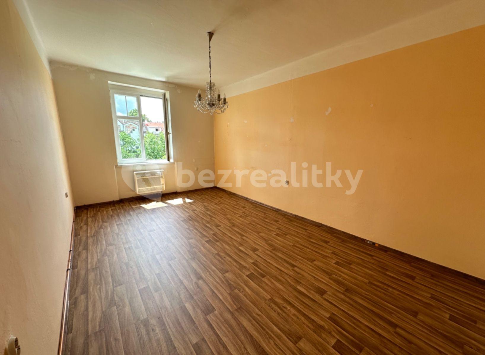 1 bedroom with open-plan kitchen flat for sale, 45 m², Jeseniova, Prague, Prague