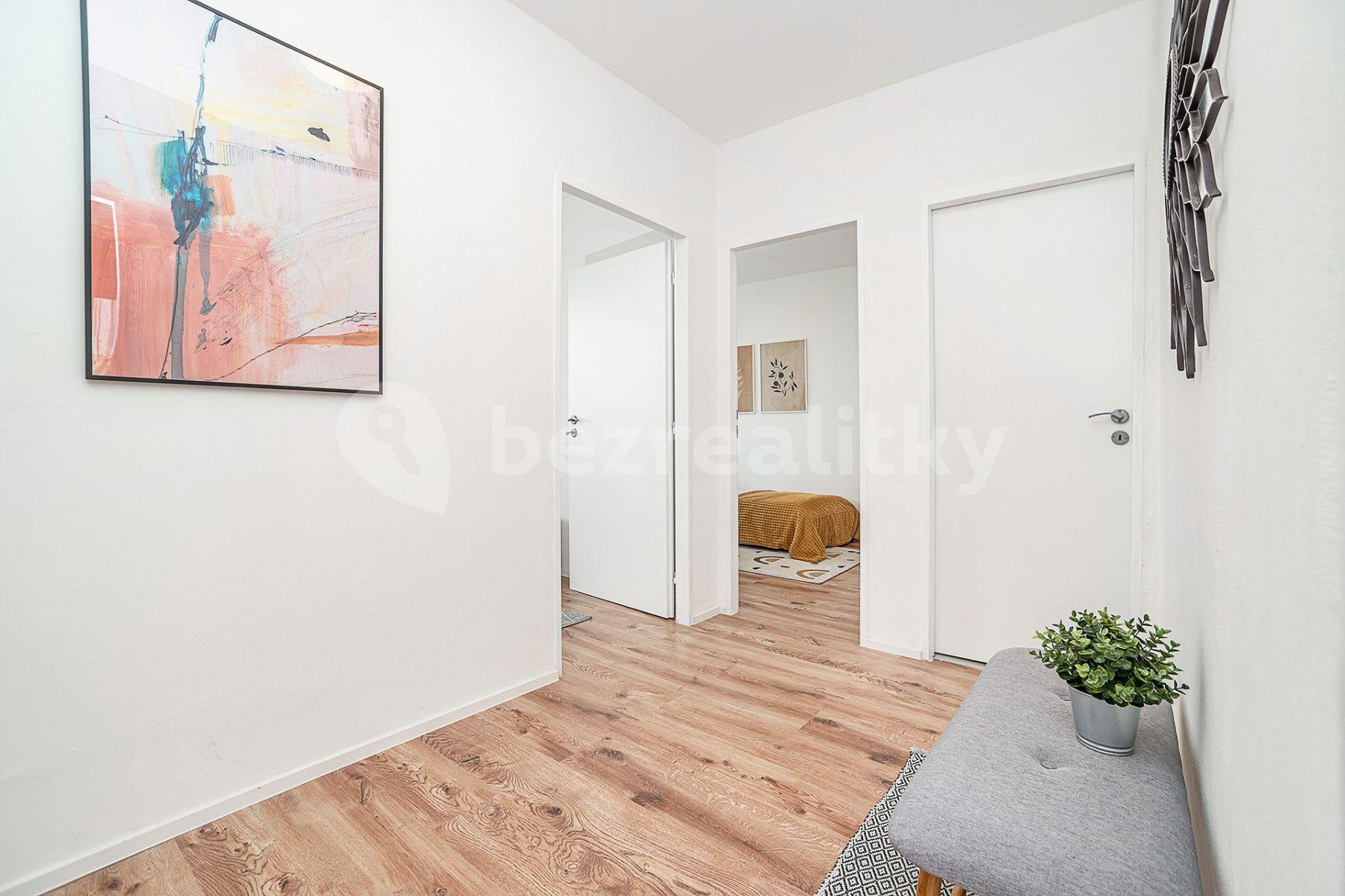 3 bedroom flat for sale, 69 m², Štúrova, Prague, Prague