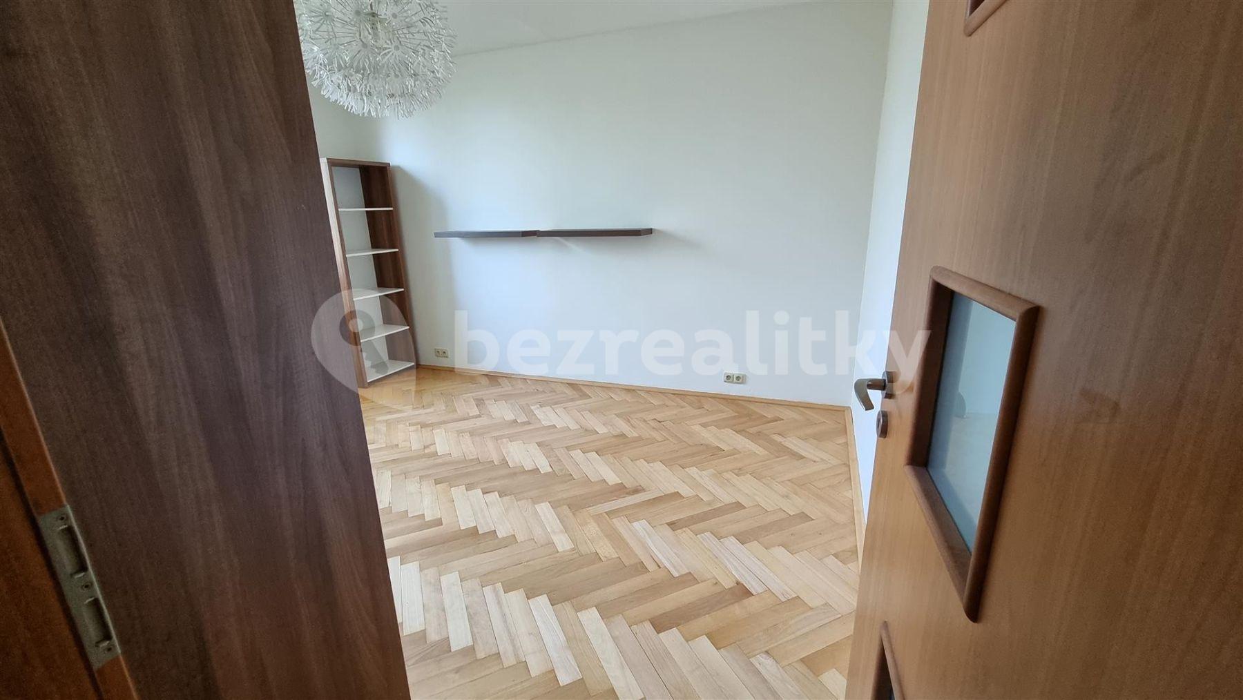 3 bedroom flat for sale, 77 m², Záhřebská, Brno, Jihomoravský Region