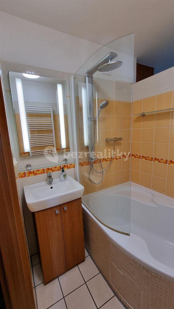 3 bedroom flat for sale, 77 m², Záhřebská, Brno, Jihomoravský Region