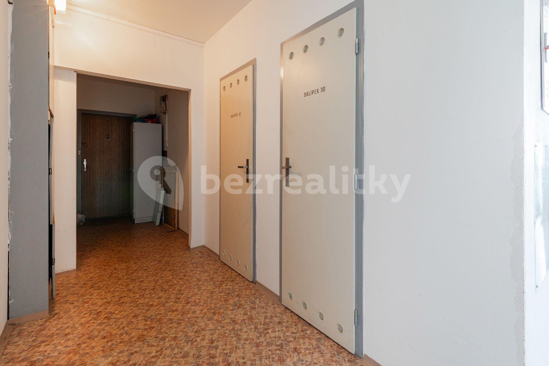 3 bedroom flat for sale, 75 m², Jordana Jovkova, Prague, Prague