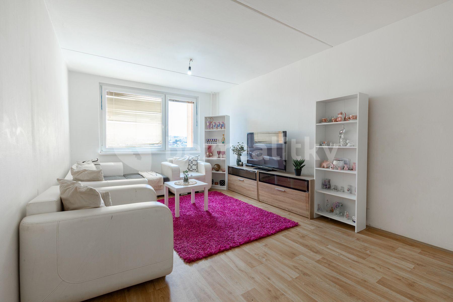 3 bedroom flat for sale, 70 m², Střekovská, Prague, Prague