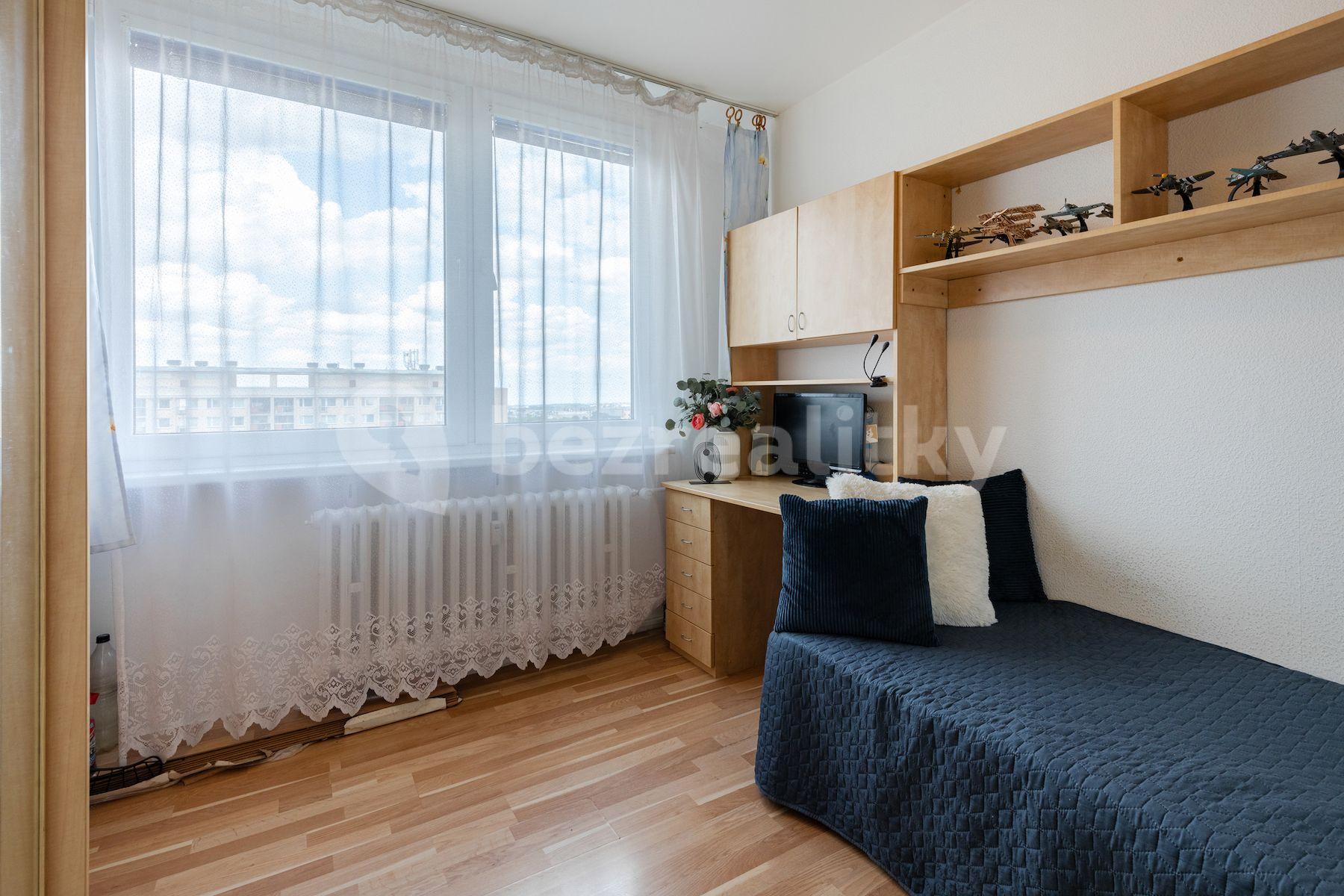 3 bedroom flat for sale, 70 m², Střekovská, Prague, Prague