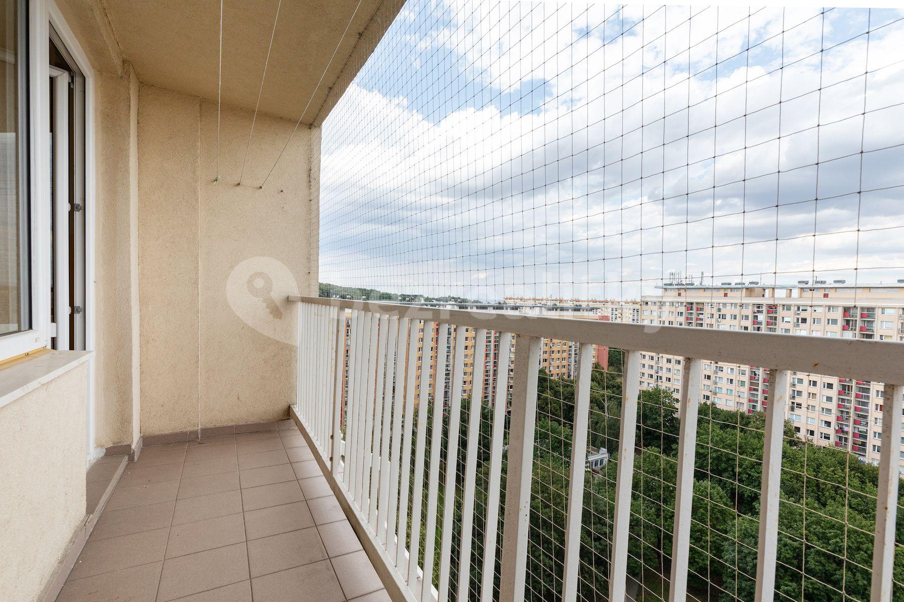 3 bedroom flat for sale, 70 m², Střekovská, Prague, Prague