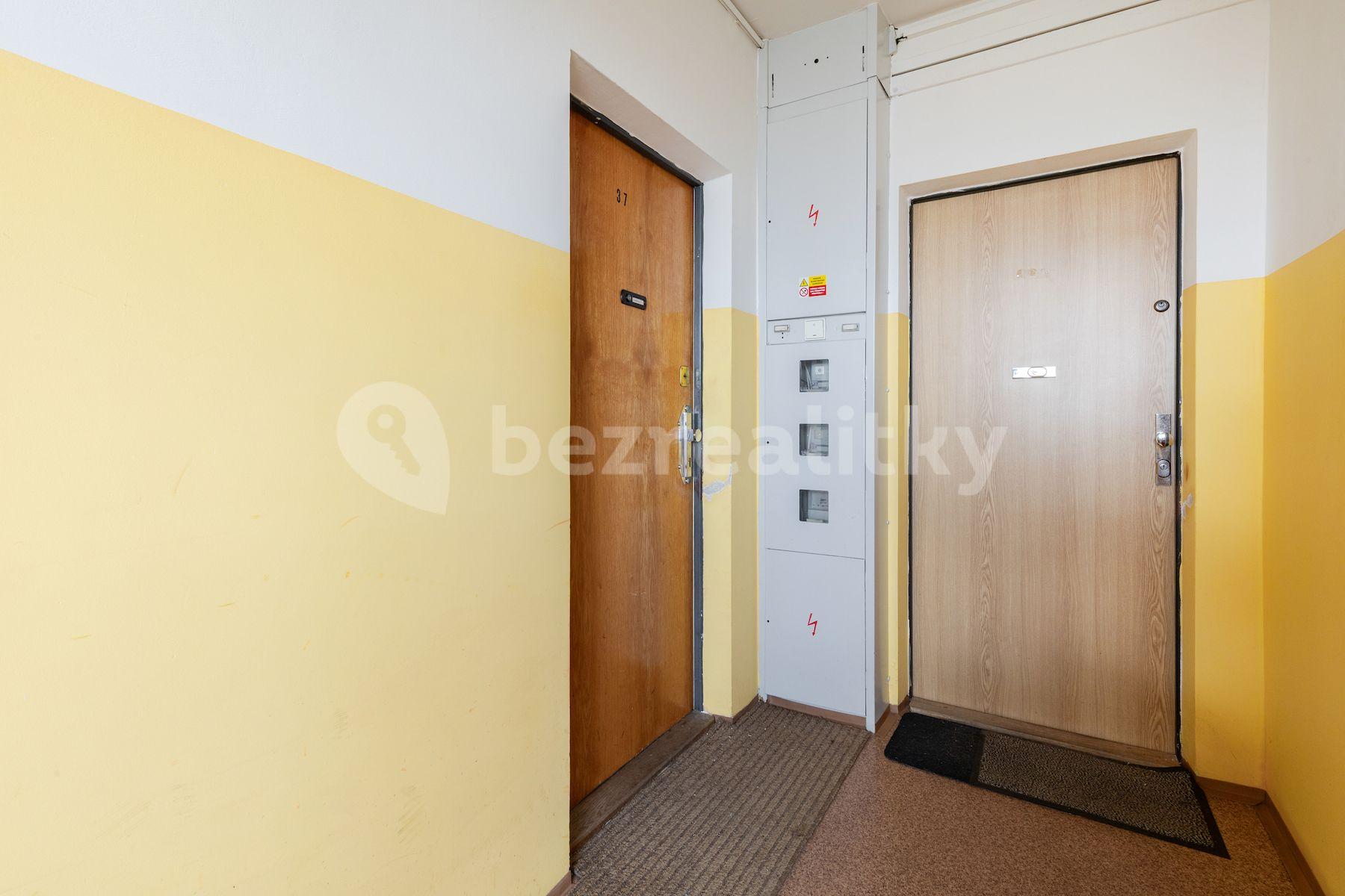 3 bedroom flat for sale, 70 m², Střekovská, Prague, Prague