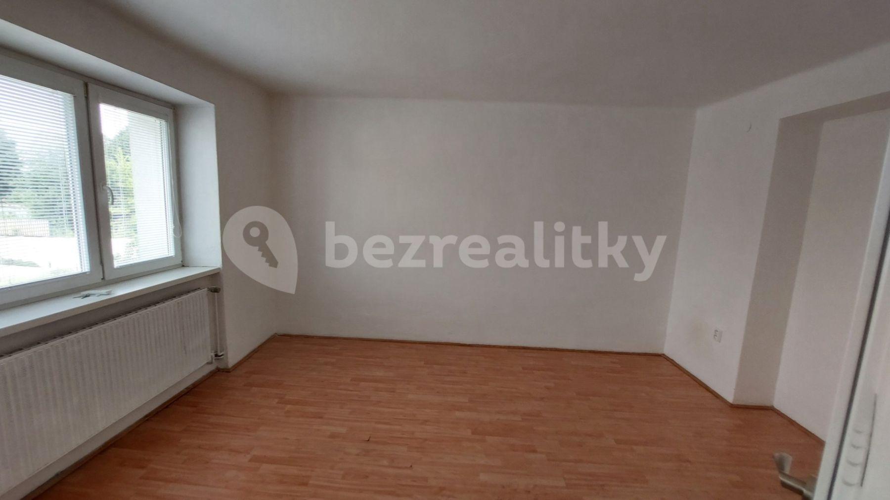 2 bedroom with open-plan kitchen flat to rent, 58 m², Stochovská, Prague, Prague