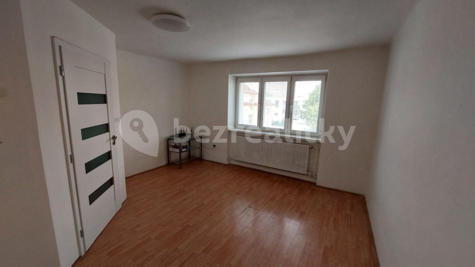 2 bedroom with open-plan kitchen flat to rent, 58 m², Stochovská, Prague, Prague