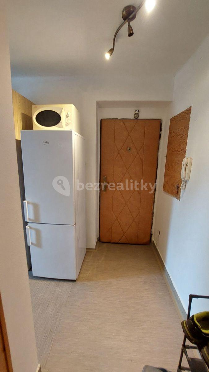 2 bedroom with open-plan kitchen flat to rent, 58 m², Stochovská, Prague, Prague