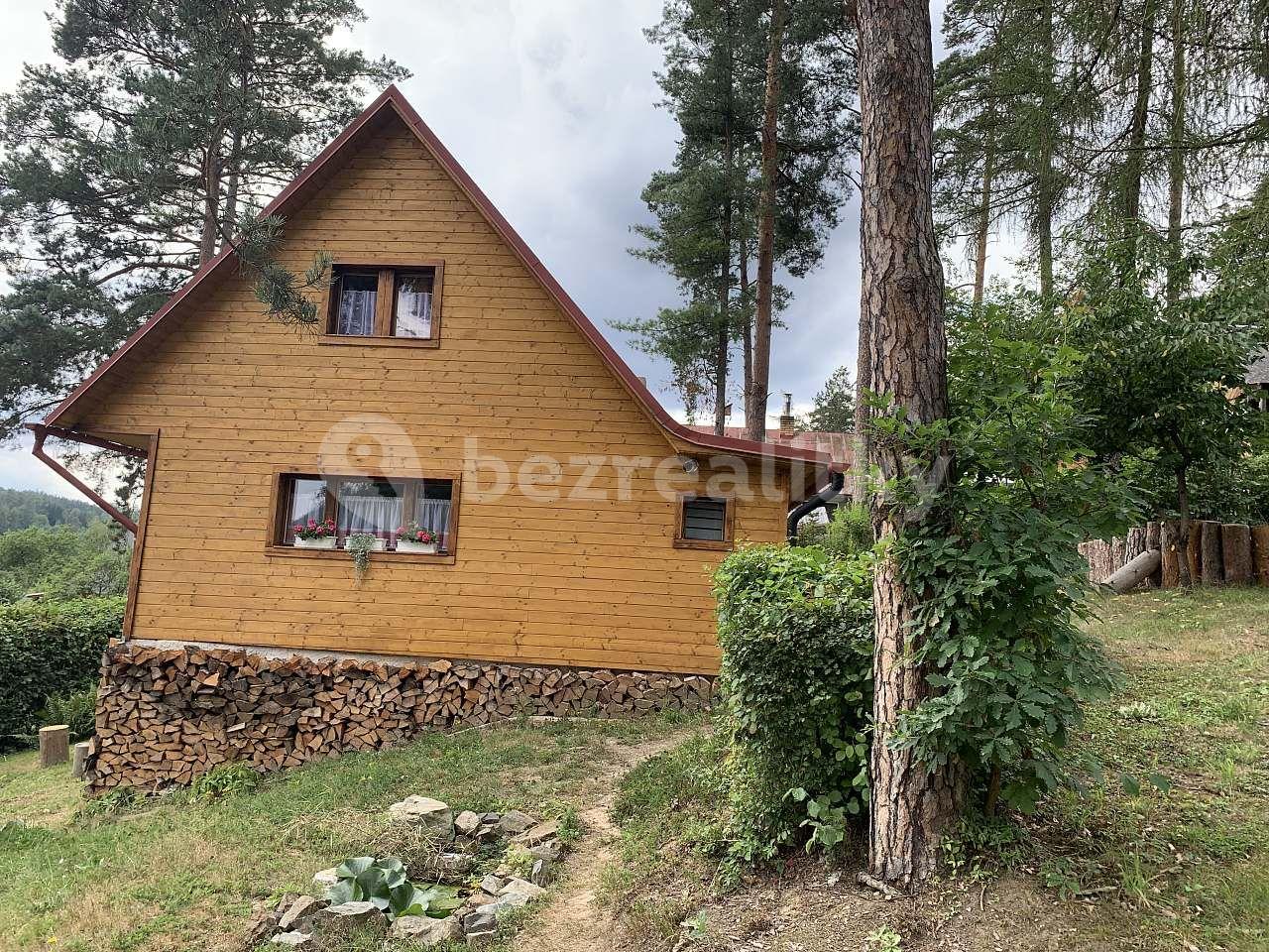 recreational property to rent, 0 m², Stříbrná Skalice, Středočeský Region