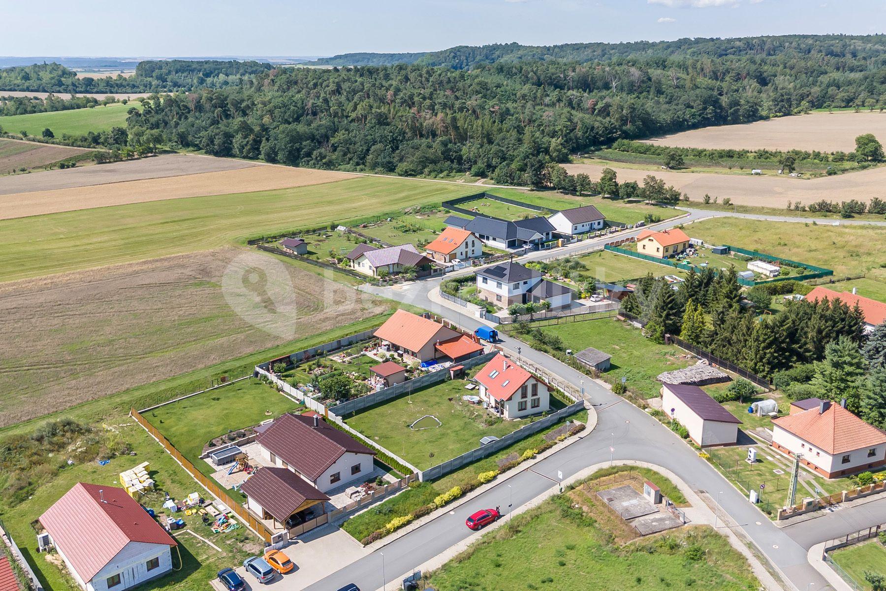 house for sale, 122 m², U Lékárny, Horní Beřkovice, Ústecký Region