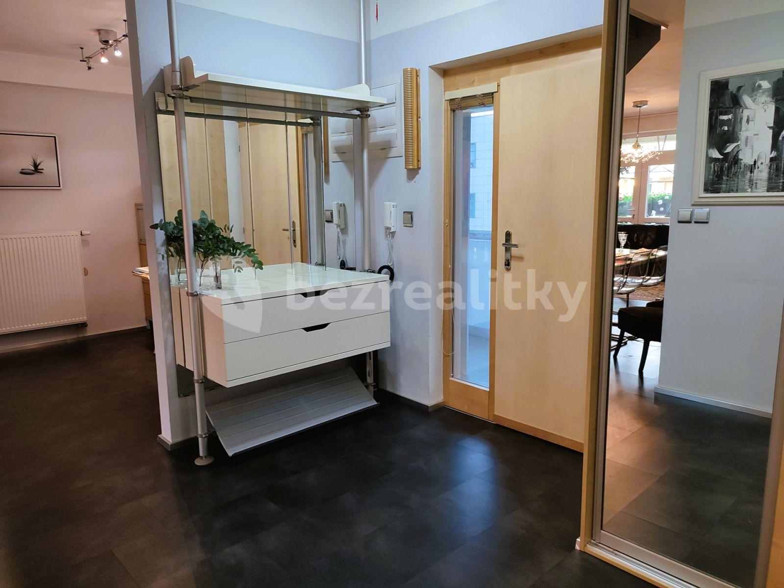 3 bedroom with open-plan kitchen flat for sale, 128 m², U Soudu, Ostrava, Moravskoslezský Region