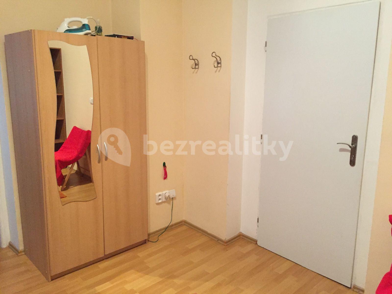 3 bedroom flat for sale, 74 m², Vřídelní, Karlovy Vary, Karlovarský Region