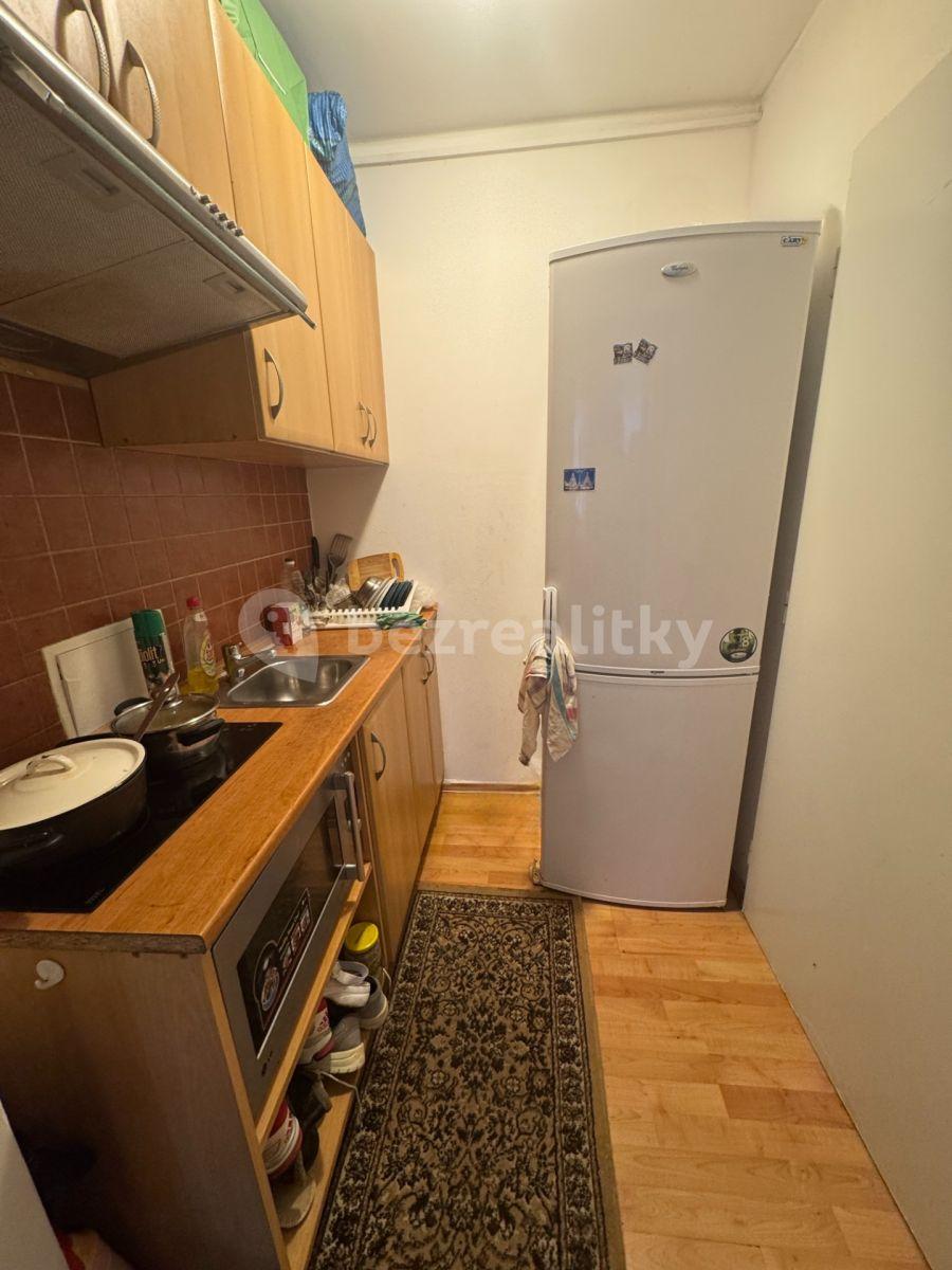 3 bedroom flat for sale, 74 m², Vřídelní, Karlovy Vary, Karlovarský Region