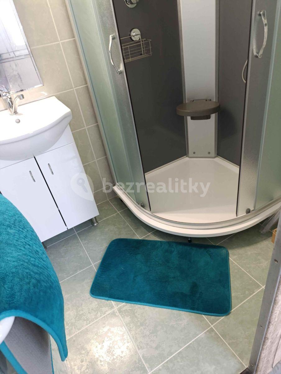 3 bedroom flat for sale, 85 m², Vítězslava Nezvala, Trutnov, Královéhradecký Region