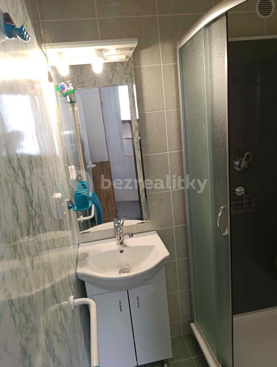 3 bedroom flat for sale, 85 m², Vítězslava Nezvala, Trutnov, Královéhradecký Region