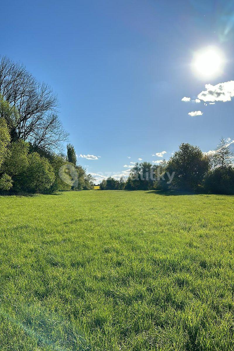 plot for sale, 2,100 m², Dolany, Dolany, Středočeský Region