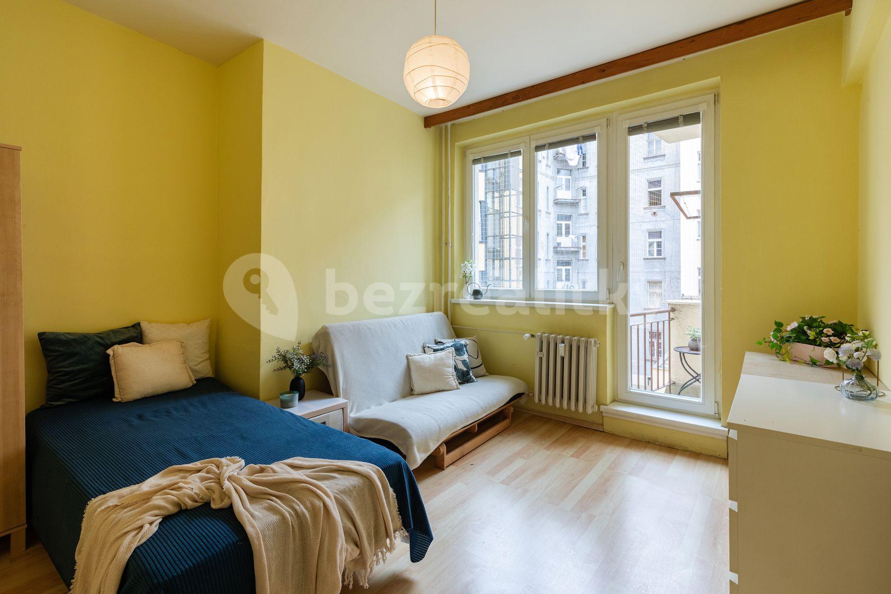 2 bedroom with open-plan kitchen flat for sale, 77 m², Vinohradská, Prague, Prague