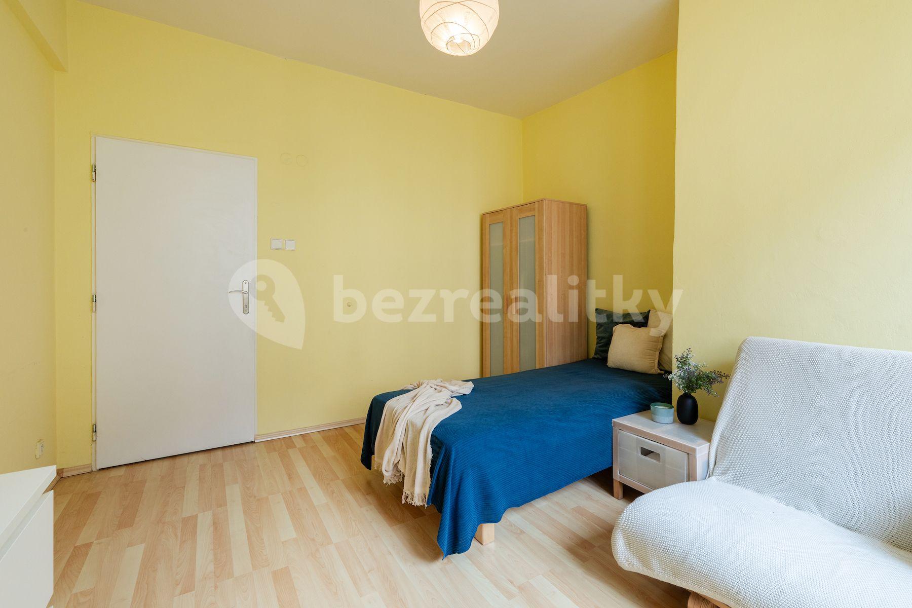 2 bedroom with open-plan kitchen flat for sale, 77 m², Vinohradská, Prague, Prague