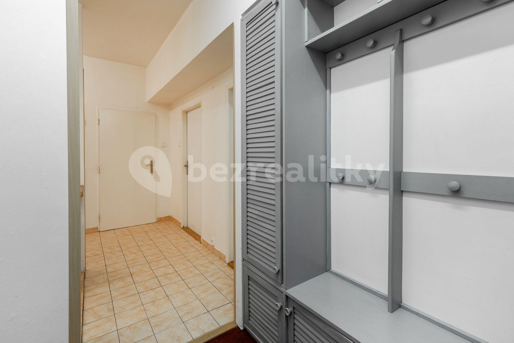 2 bedroom with open-plan kitchen flat for sale, 77 m², Vinohradská, Prague, Prague