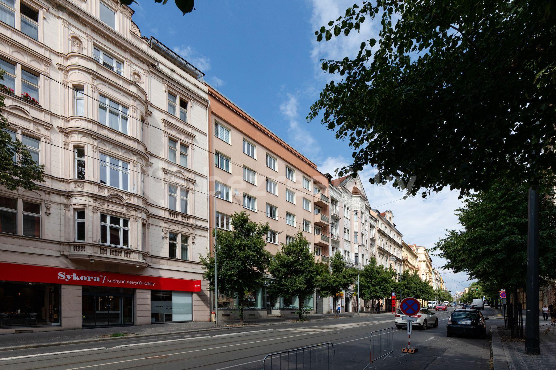 2 bedroom with open-plan kitchen flat for sale, 77 m², Vinohradská, Prague, Prague