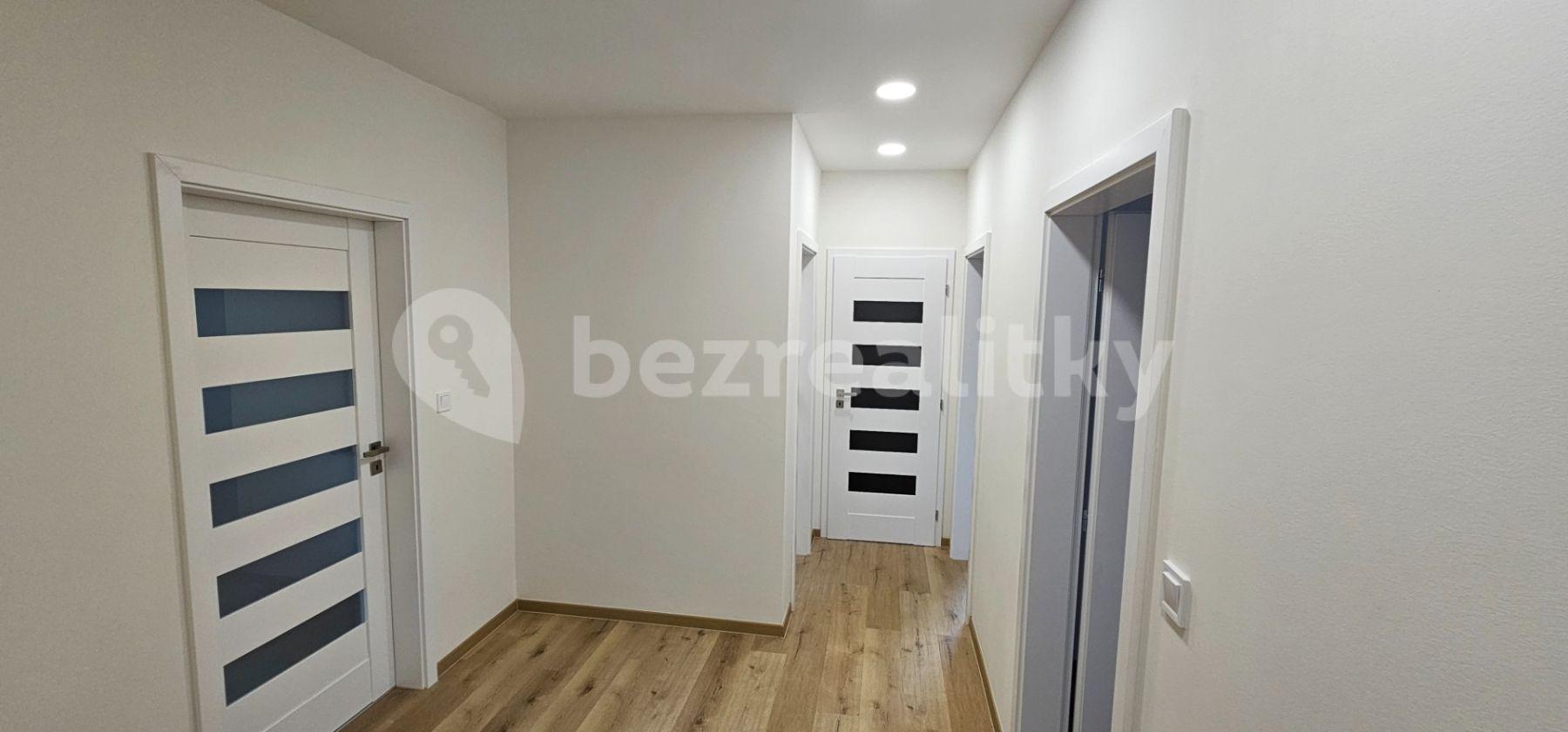 2 bedroom with open-plan kitchen flat for sale, 79 m², Nekvasovy, Plzeňský Region