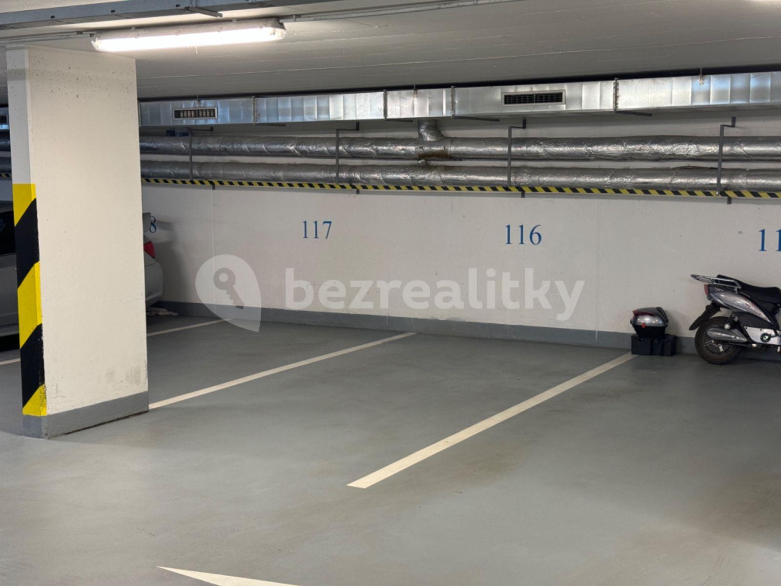 garage for sale, 27 m², náměstí Přátelství, Prague, Prague