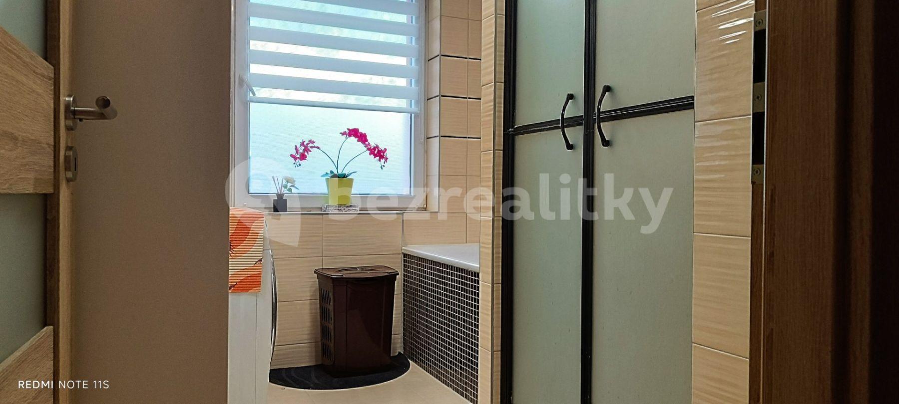 3 bedroom flat for sale, 75 m², Zahradní, Bohušovice nad Ohří, Ústecký Region