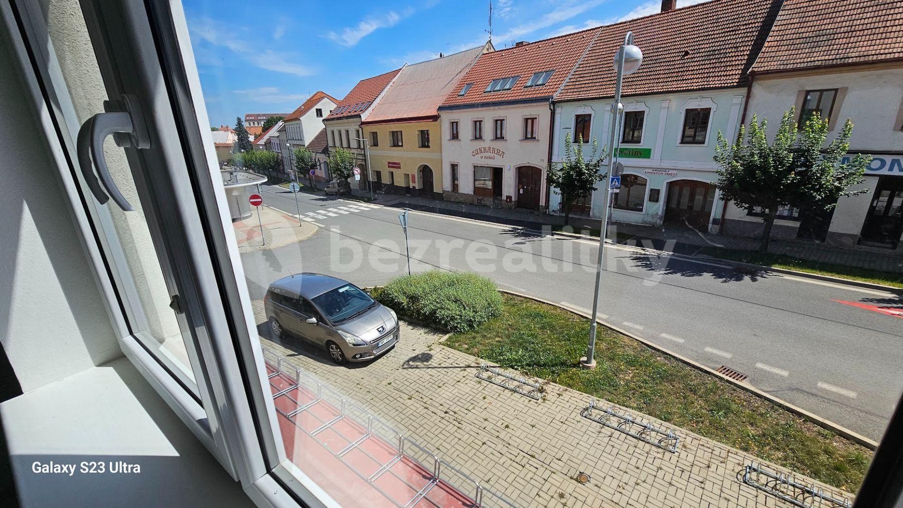 3 bedroom flat for sale, 84 m², Husovo náměstí, Mladá Vožice, Jihočeský Region