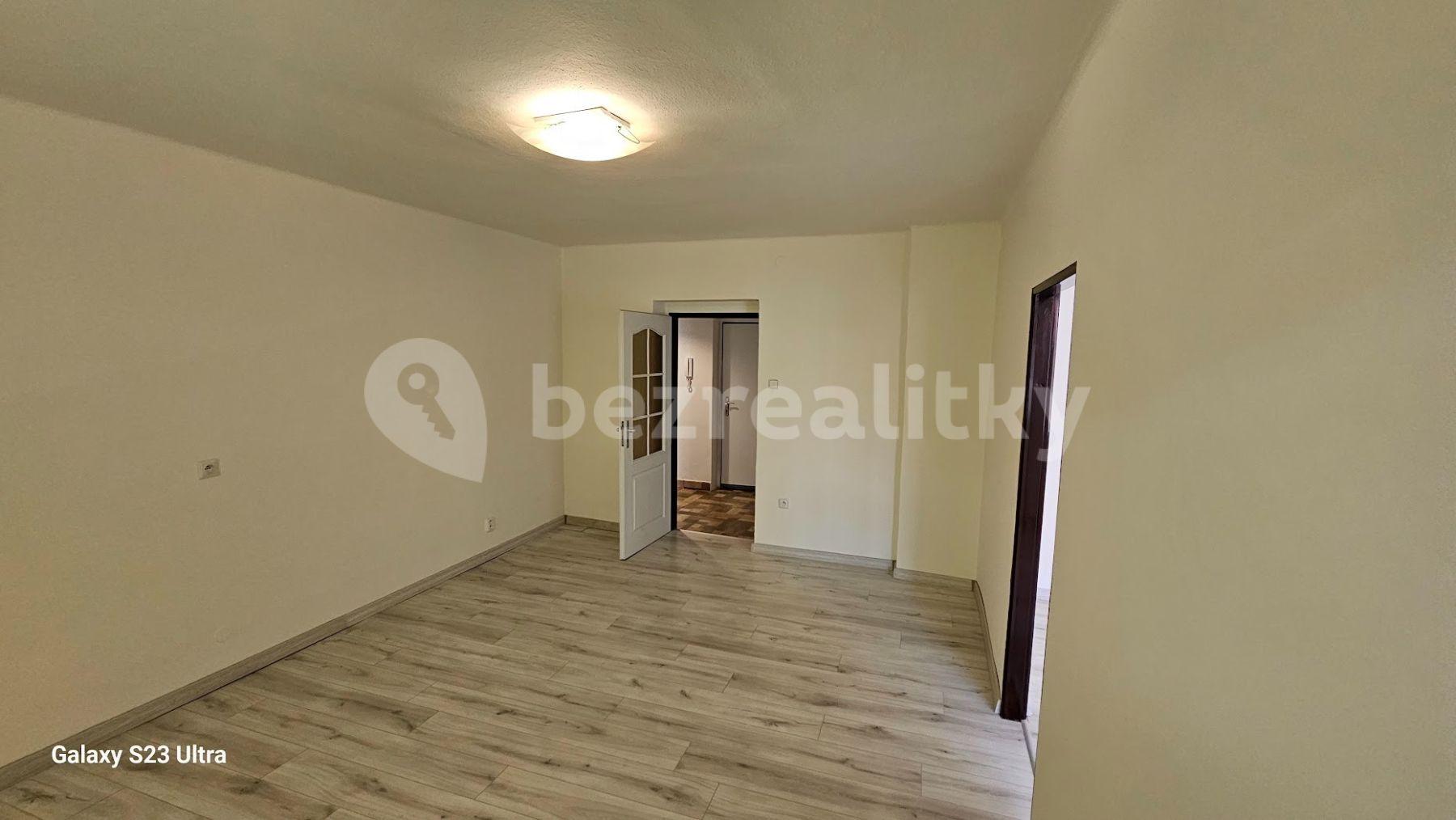 3 bedroom flat for sale, 84 m², Husovo náměstí, Mladá Vožice, Jihočeský Region