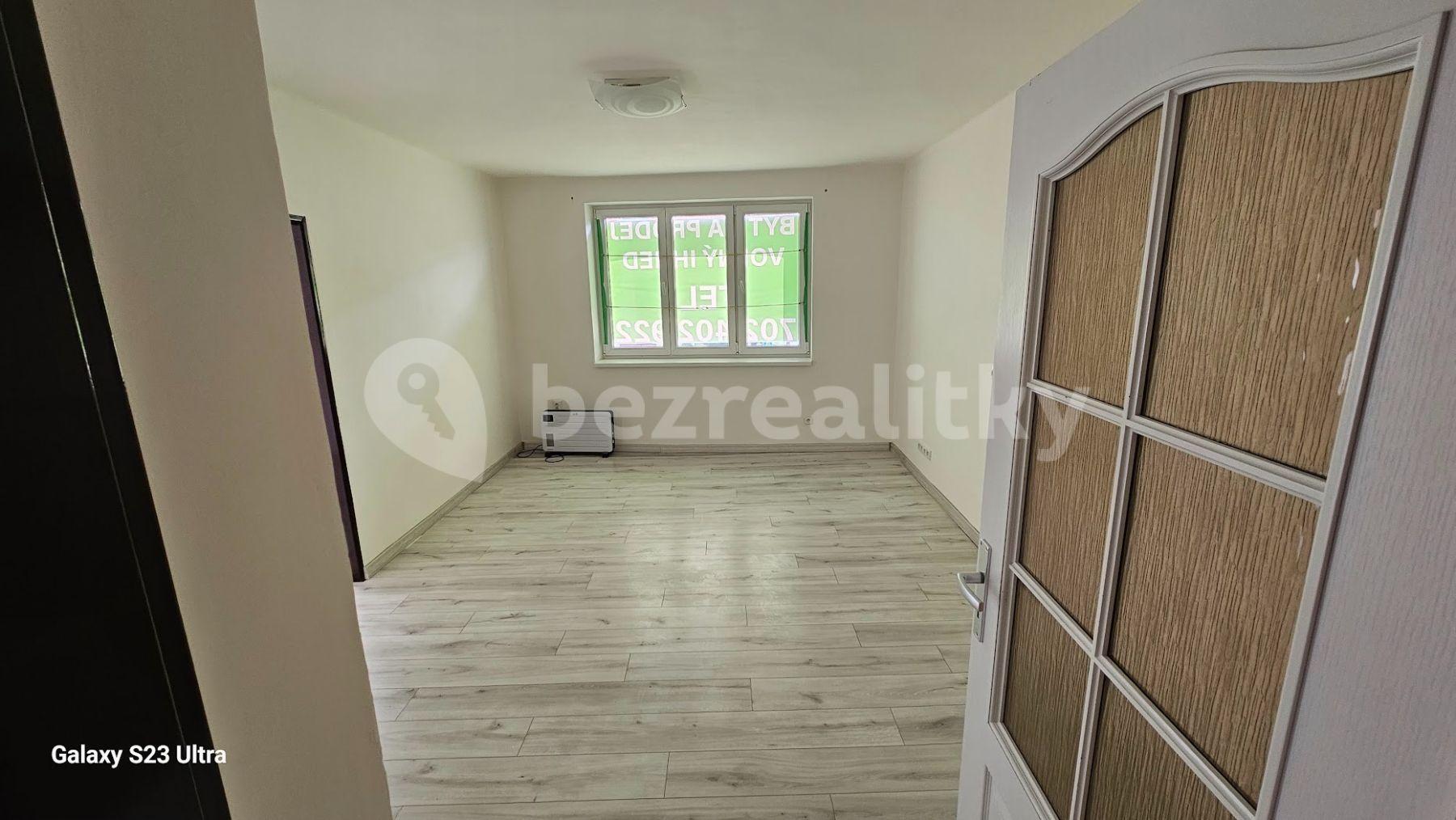 3 bedroom flat for sale, 84 m², Husovo náměstí, Mladá Vožice, Jihočeský Region