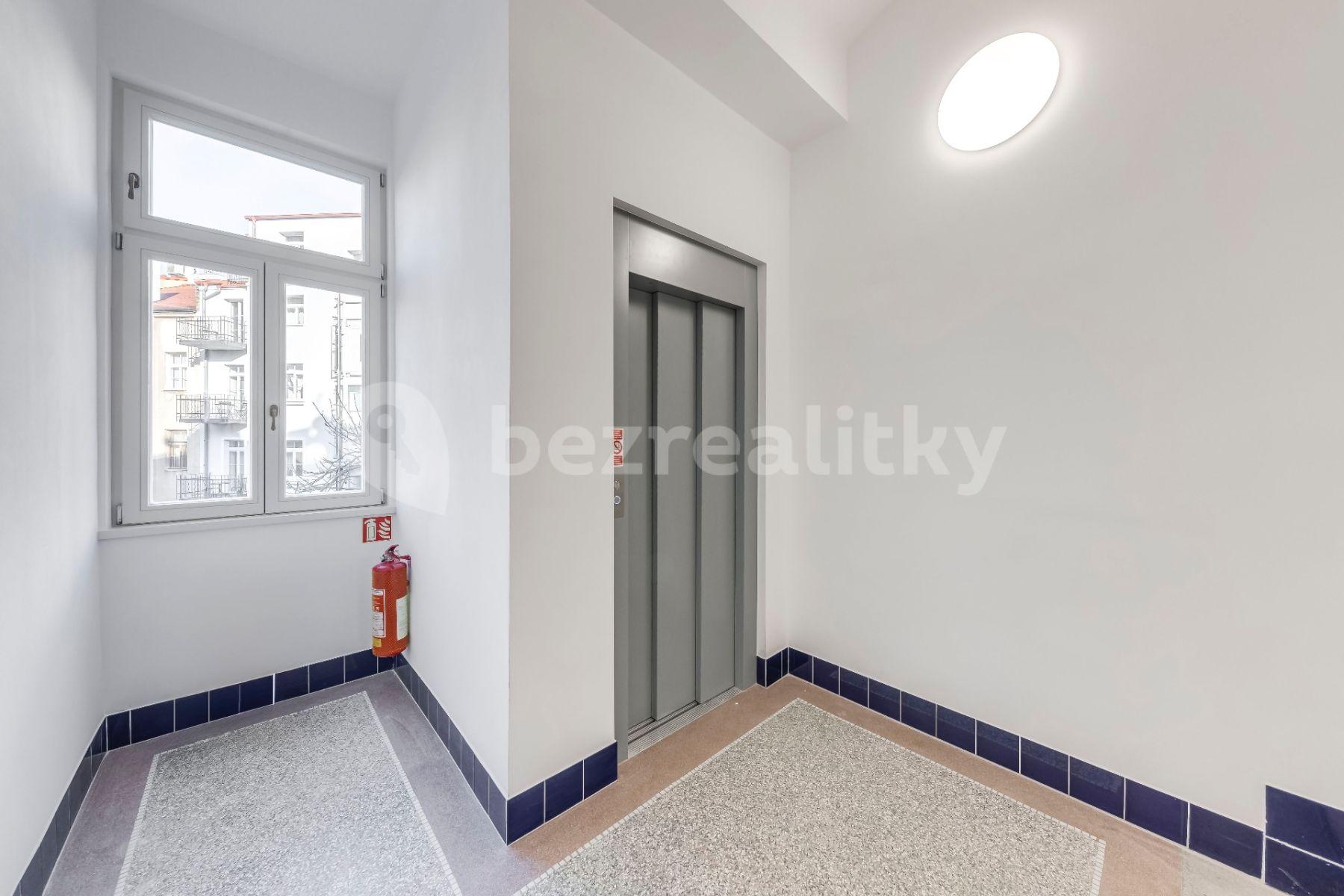 2 bedroom with open-plan kitchen flat for sale, 90 m², Na Výšinách, Prague, Prague