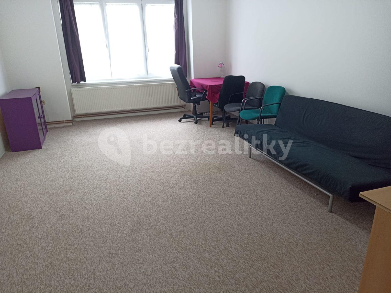 2 bedroom with open-plan kitchen flat for sale, 64 m², Sladkovského, Kolín, Středočeský Region